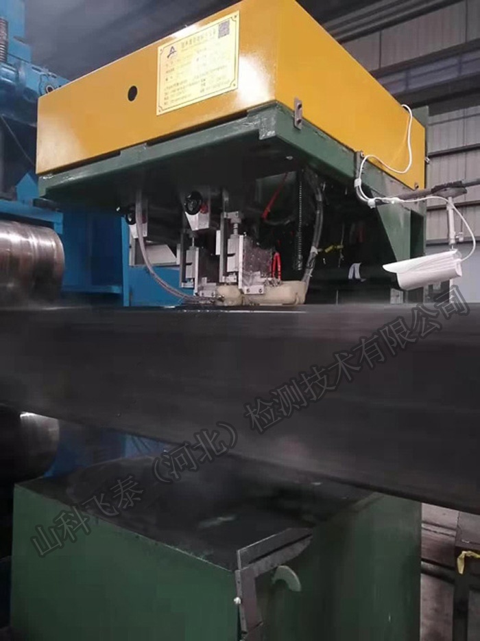 方管自動化探傷設備1.jpg 方管自動化探傷設備1.jpg